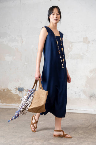 VESTIDO TRIÁNGULO ESPALDA AZUL MARINO