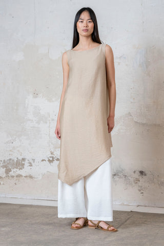 TOP LARGO ASIMÉTRICO BEIGE