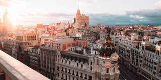 Shopping en Madrid por Gran Vía y el Barrio de las Letras