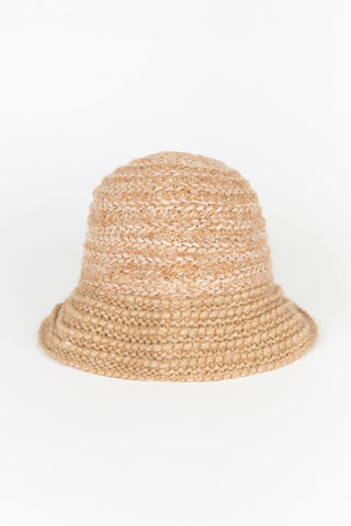 Taina hat camel
