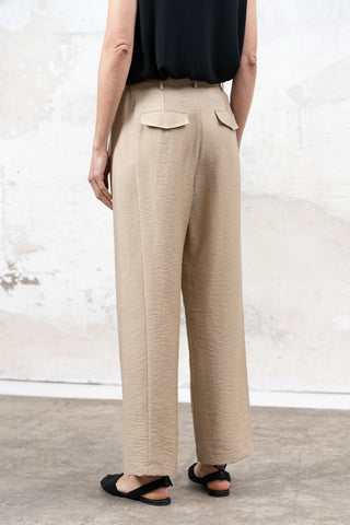 PANTALON BEIGE GOMA DELANTERO