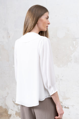 TOP CUELLO GRANDE BLANCO