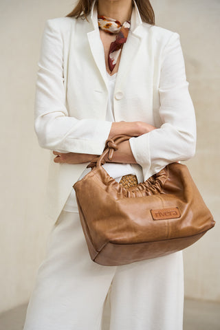 Alide camel bag