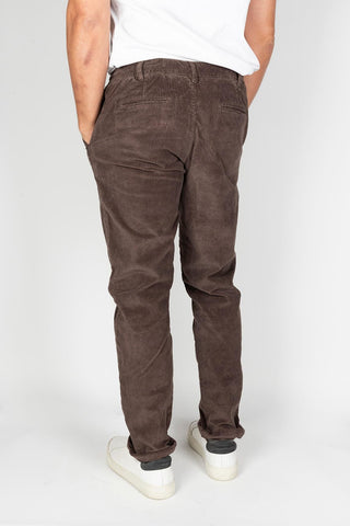 Pantalón de pana Guy Marlow marrón
