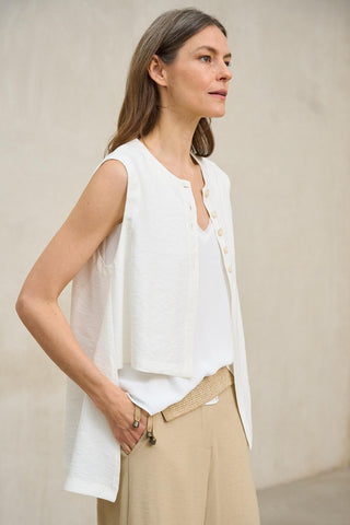 Freja white vest