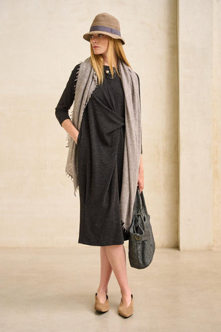 Vestido Belurena gris oscuro