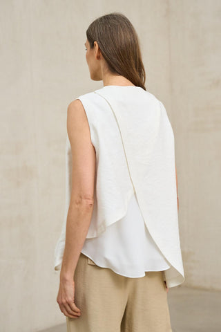 Freja white vest