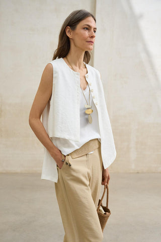 Freja white vest